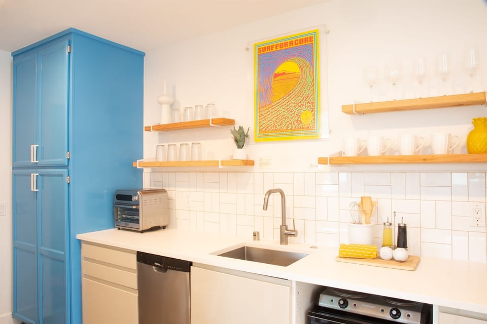 Fully Stocked Kitchen