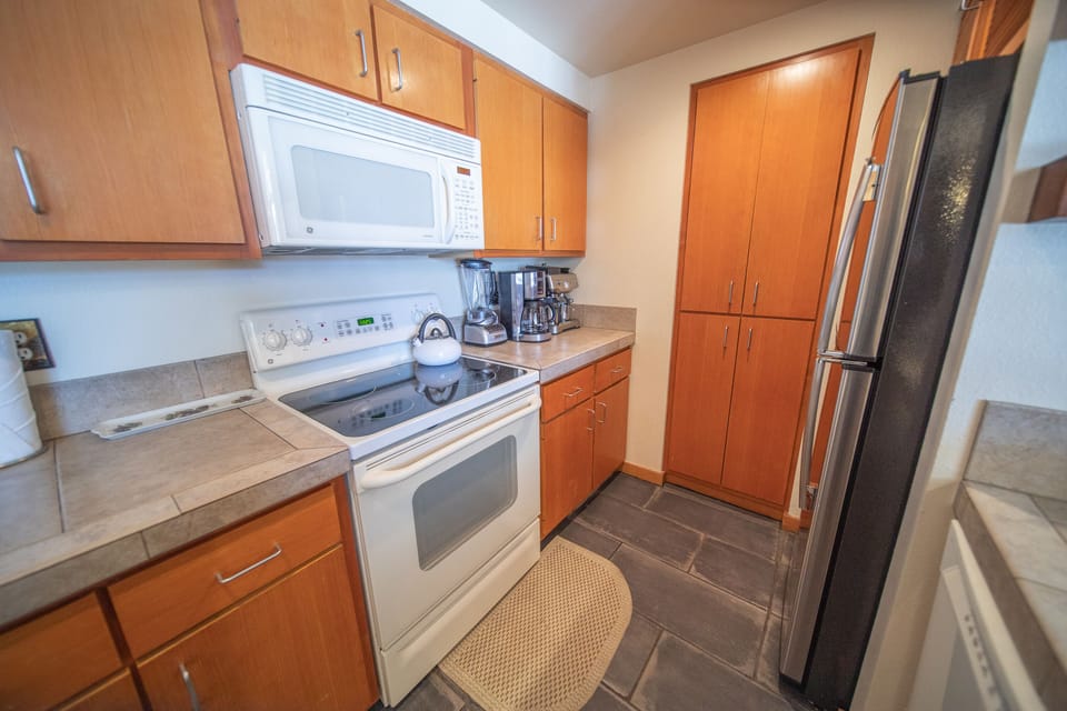 All the kitchen appliances you need!