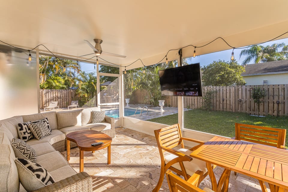 Best all weather TV Sunbright with cable
