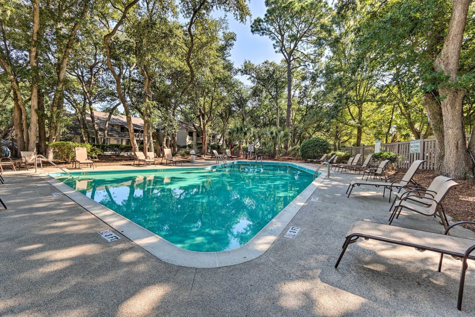 Community Amenities | Seasonal Outdoor Swimming Pool | Charcoal Grills