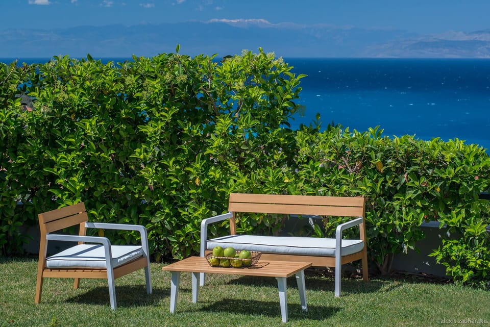 West Side Sea View