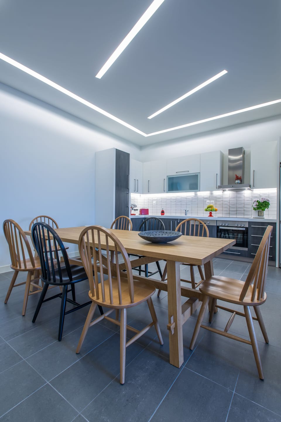 Kitchen & Dinning