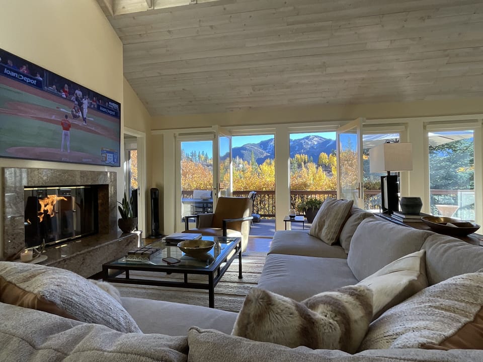 Watch your favorite game or movie with this VIEW!  October 20, 2023