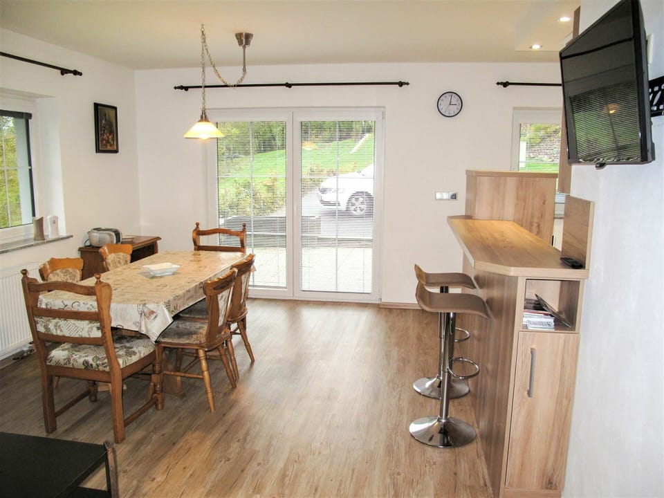 Room, Property, Furniture, Interior Design, Wood Flooring, Floor, Building, Hardwood, House, Home