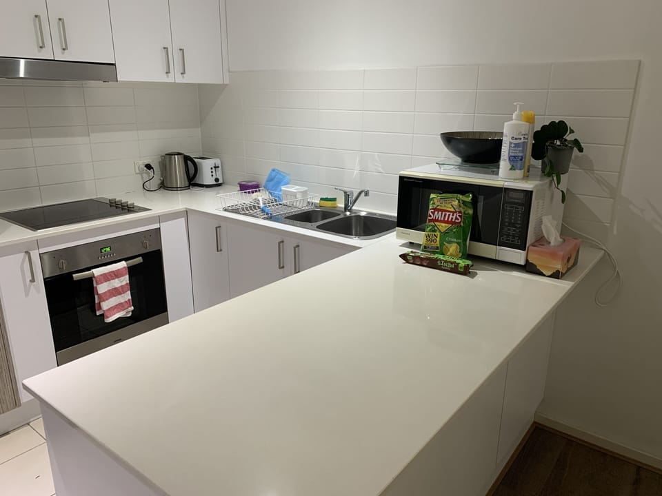 Modern kitchen - plenty of bench space
