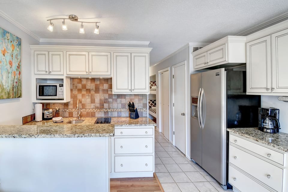 Awesome kitchen area.