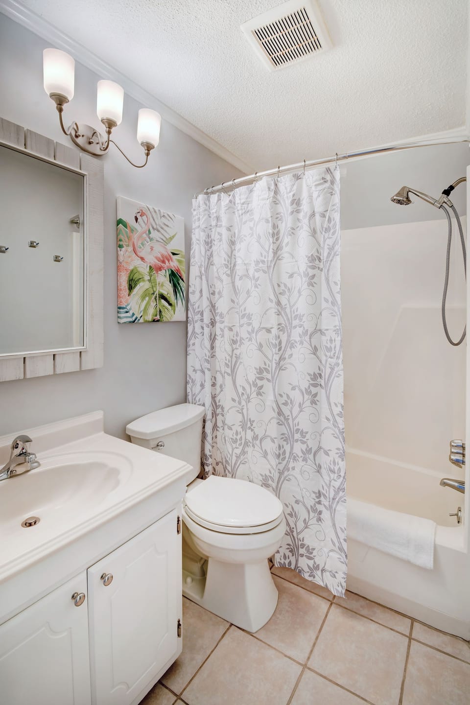Full size tub and shower combo, tile floors!