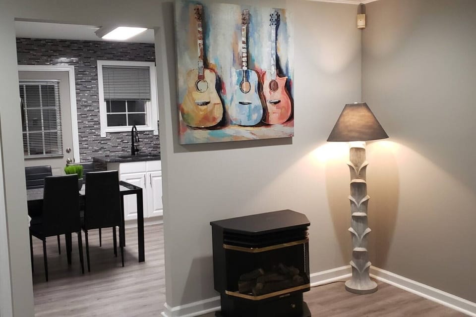 living room looking into kitchen 