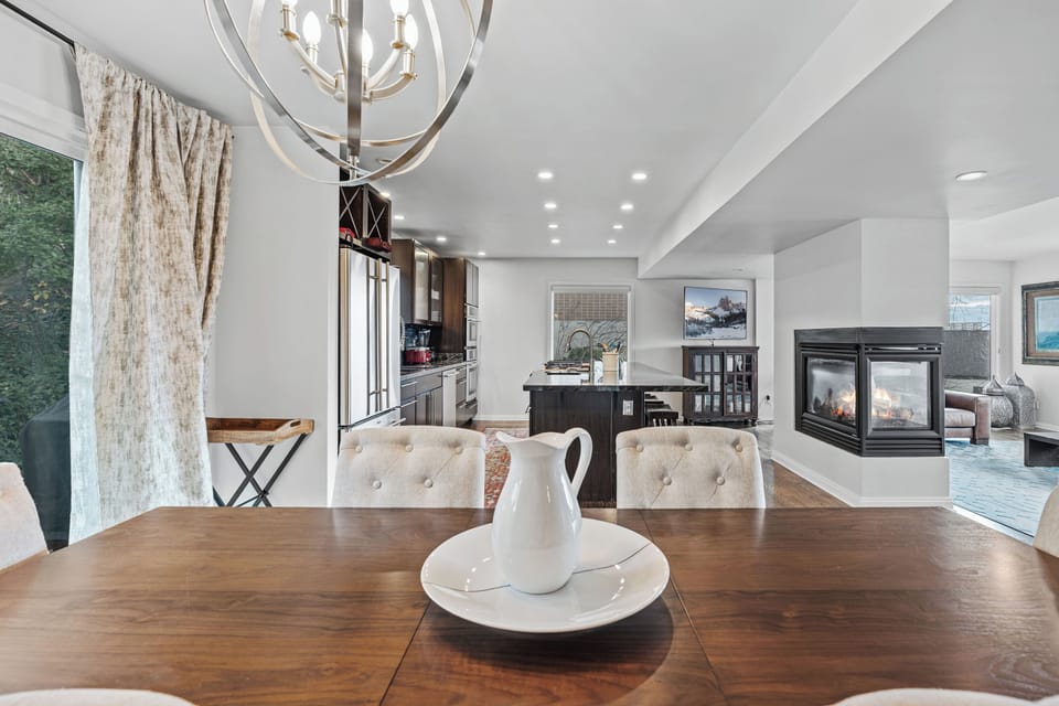 Dinning to Kitchen in Living Area