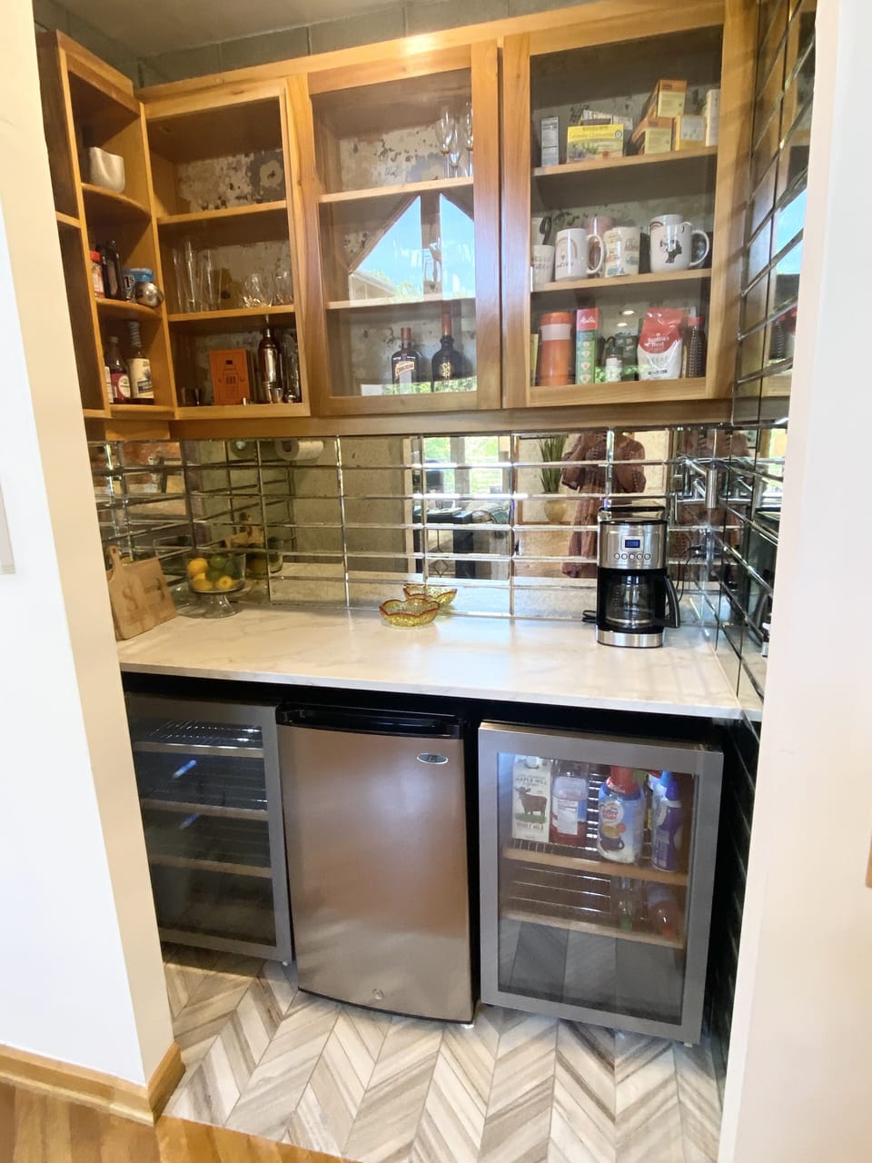 - Coffee Lovers' Nook: Fully-Stocked Coffee Bar for the Perfect Brew