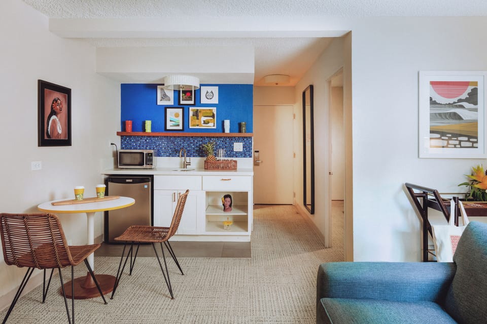 In-room dining area