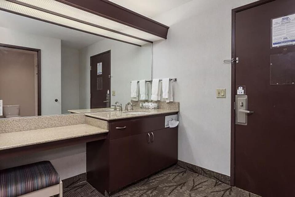 Get ready with extra counter space and neatly stacked towels.