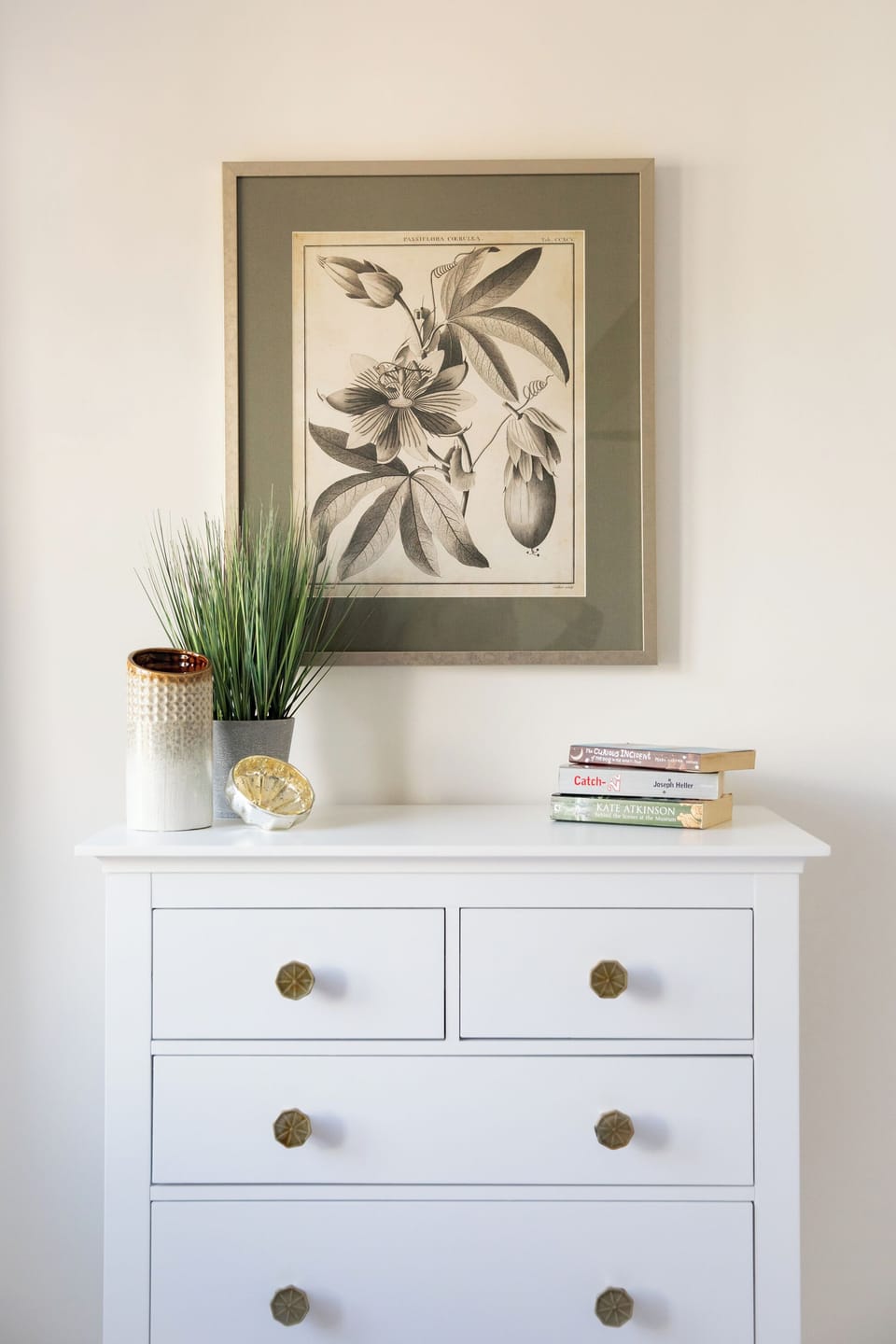 Bedroom storage decor 