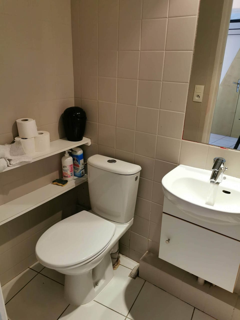 1a88bb52-0c7b-4738-a5d2-e40876b7bdfd