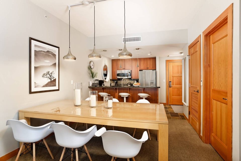 Plenty of dining space for your whole group to relax and enjoy meals, games or just catching up.