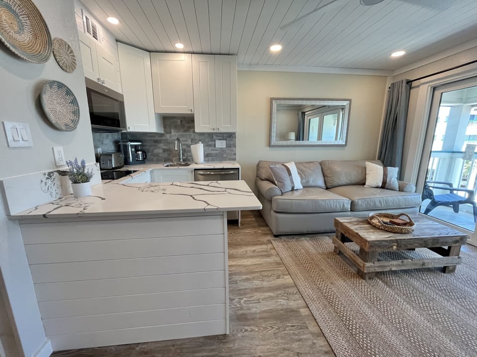 Easy kitchen to cook in and a dishwasher for the clean up!