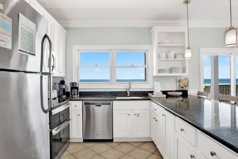 Fully equipped kitchen