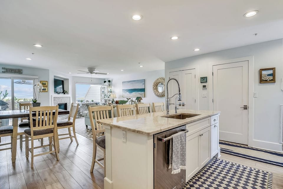 Main Level,Kitchen,