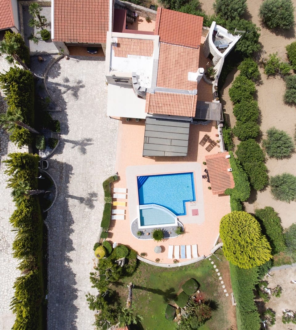 A panoramic view of the wonderful property.