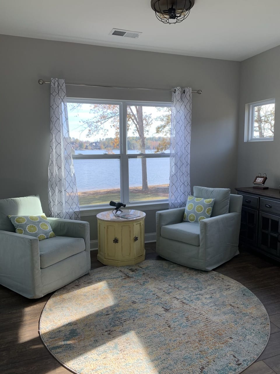 Morning room with two swivel chairs  off the kitchen to gather or play games 