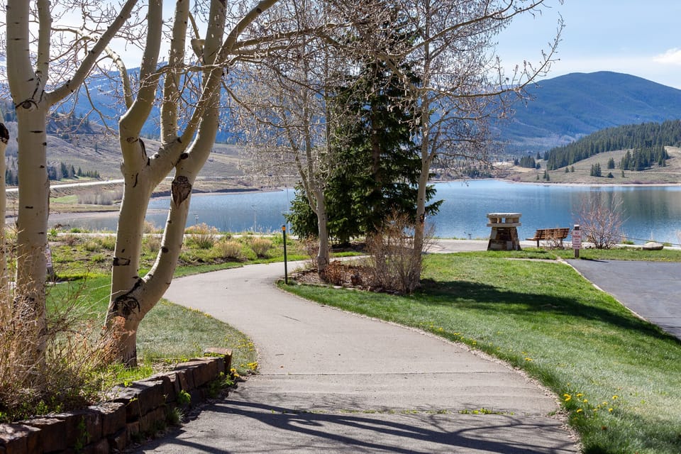 Path from Sail Lofts to Lake Dillon