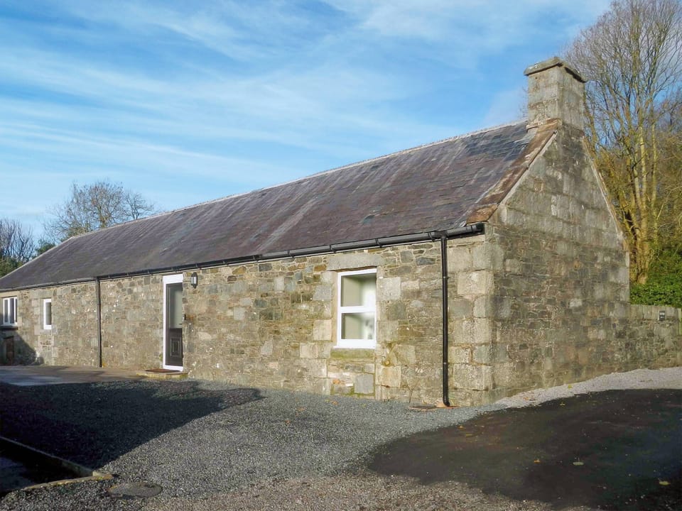 Parking | East Lodge - Machermore Castle, Newton Stewart