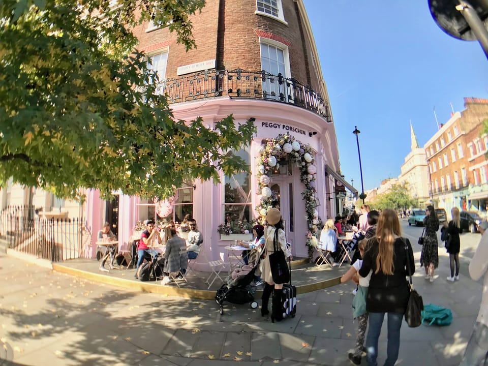 Just a 7 minute walk from your doorstep Peggy Porschen on Elizabeth Street!