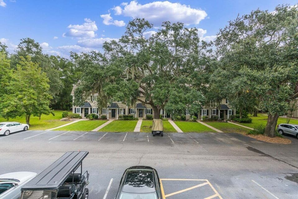 Ocean Walk W4 - Parking