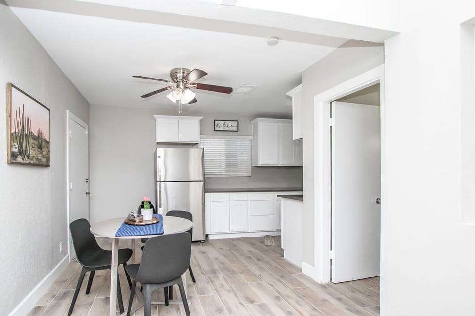 Another angle of dining room off of Kitchen 