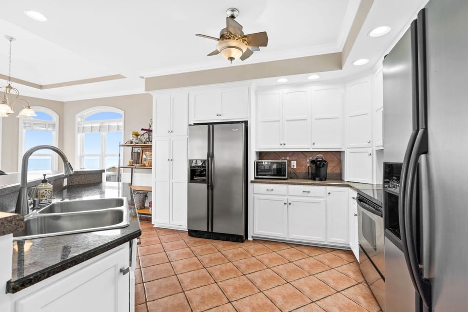 Double refrigerators 