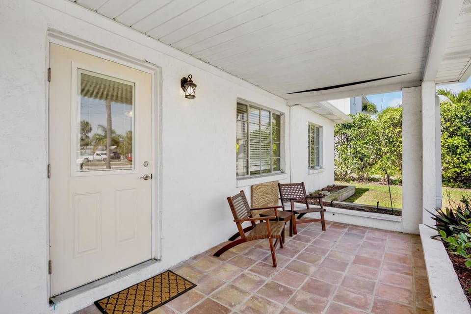 Porch Seating