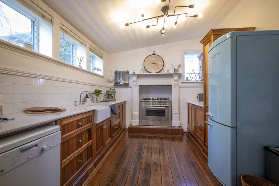 Full size, galley kitchen with all new appliances
