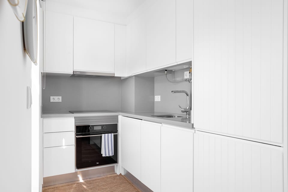 Equipped Kitchen | Brand new appliances and kitchen ware