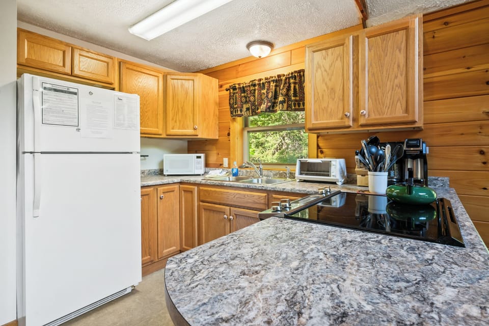 Fully equipped kitchen