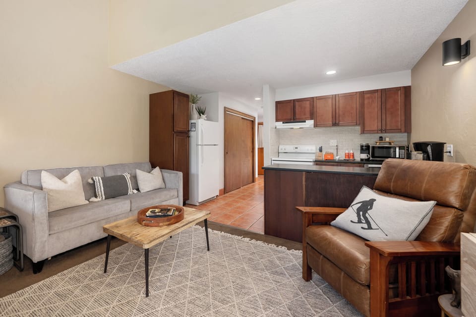King Studio Condo at Tamarron Resort