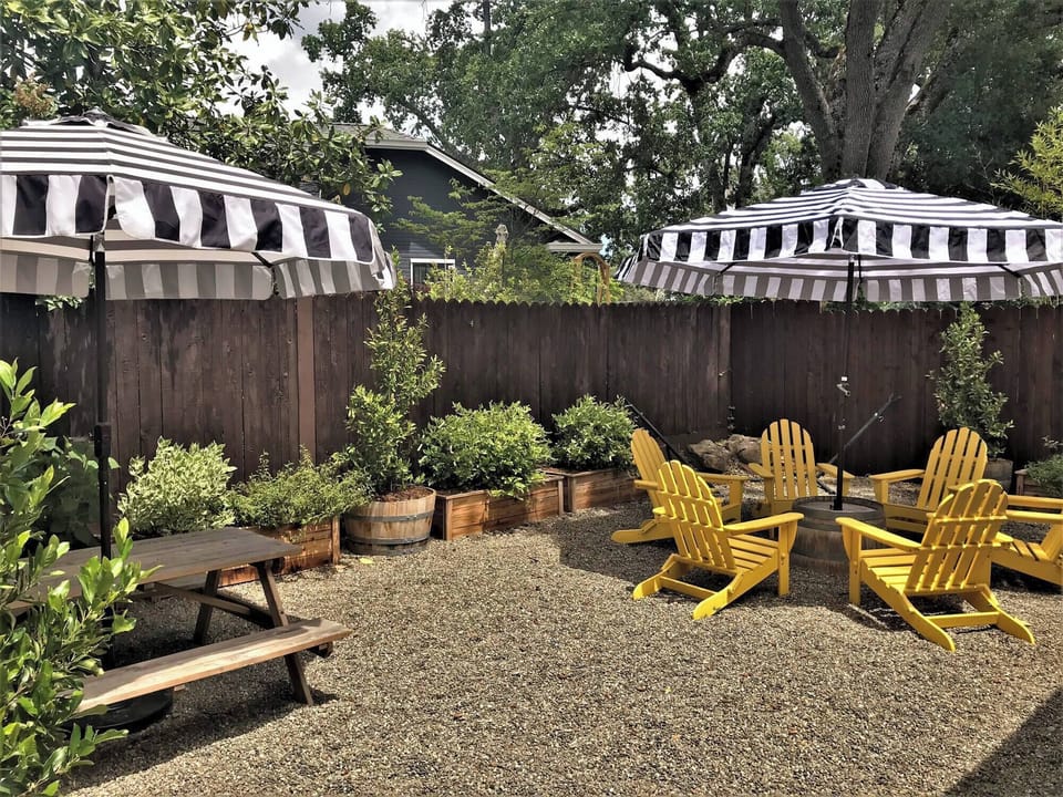 eae28e65-a494-4982-a59c-d54e99315b59