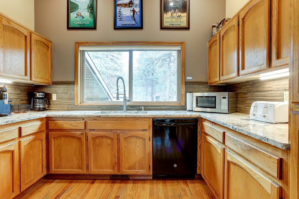 Kitchen - Main Level