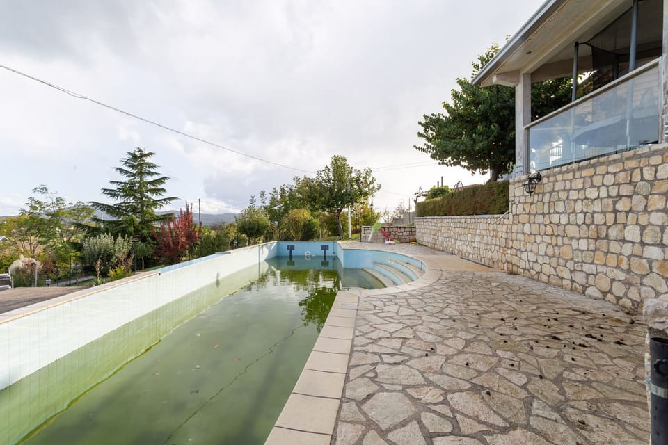 Holiday Home Swimming Pool