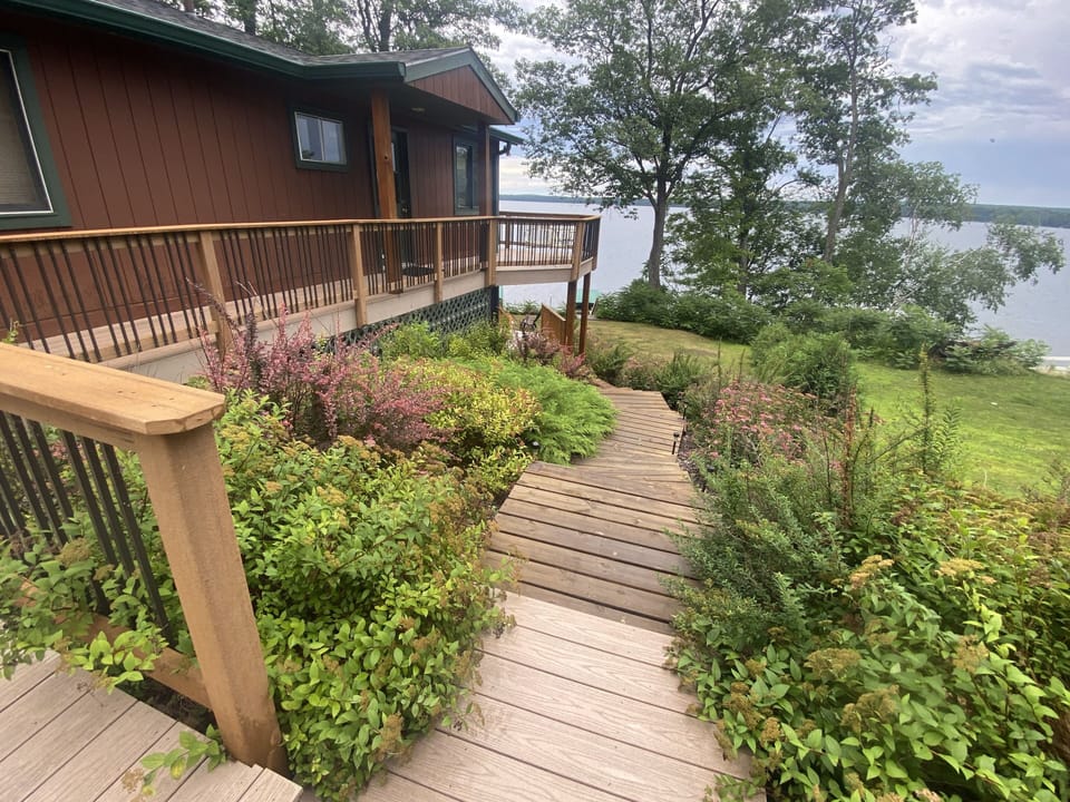 Side steps going down to lower deck