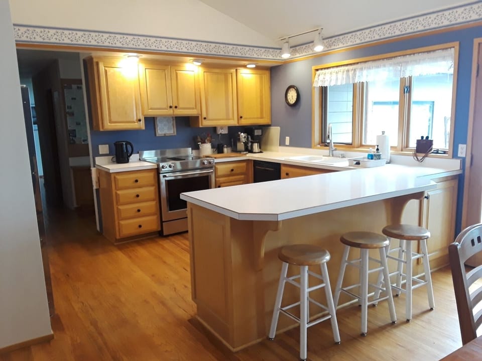 Updated kitchen with new appliances
