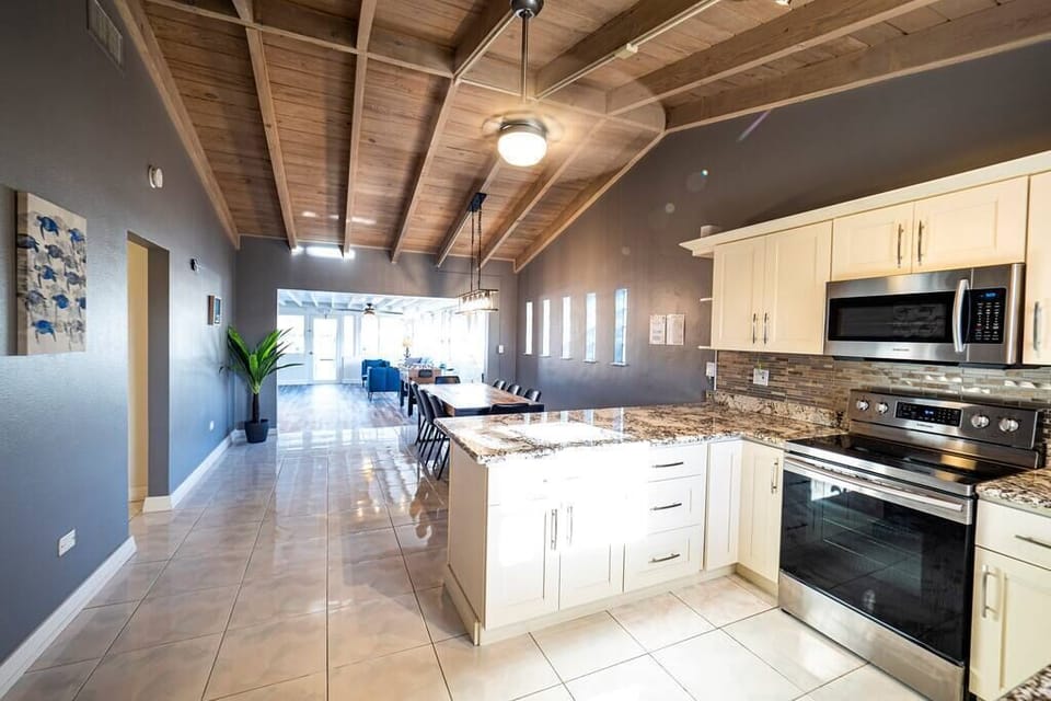 Kitchen - Brand New Open Kitchen with New Stainless Steel Appliances & Fixtures (1)