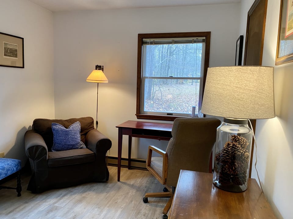 The 2nd bedroom has the perfect WFH set up