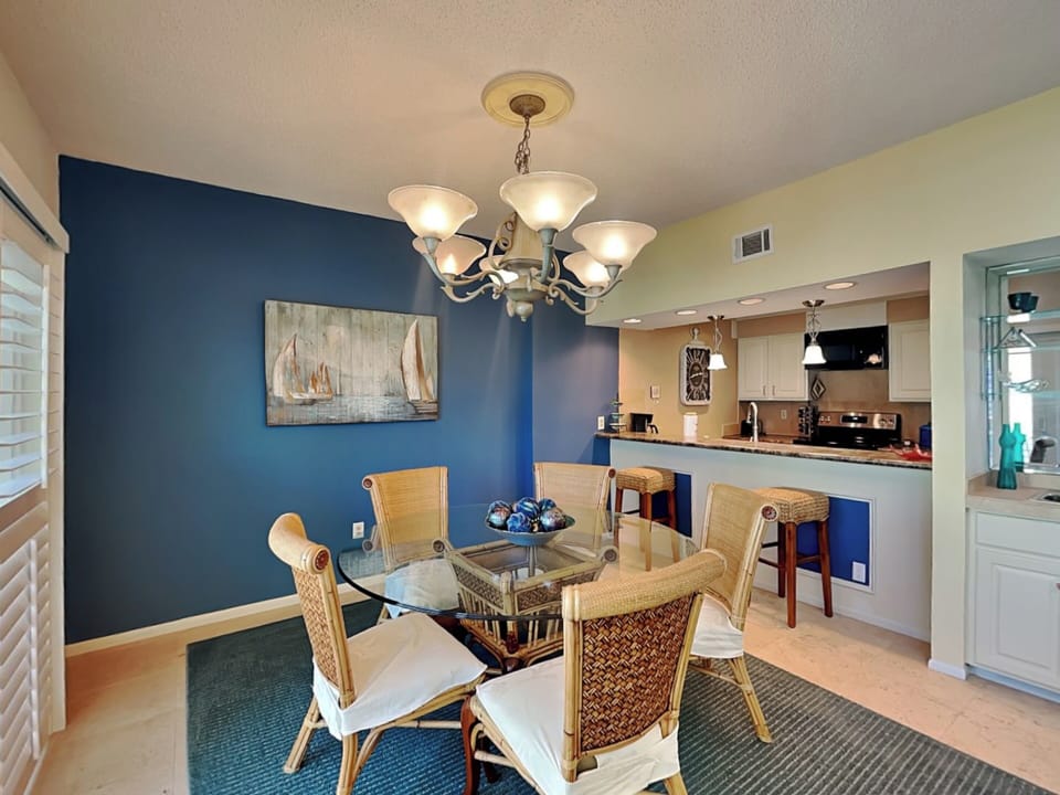Dining Area - Table and Bar Seating - Second Floor