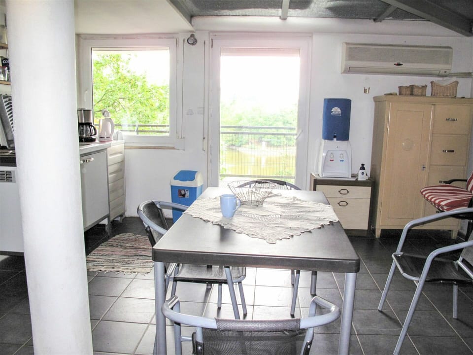 Property, Room, Furniture, Table, House, Building, Real Estate, Floor, Chair, Ceiling