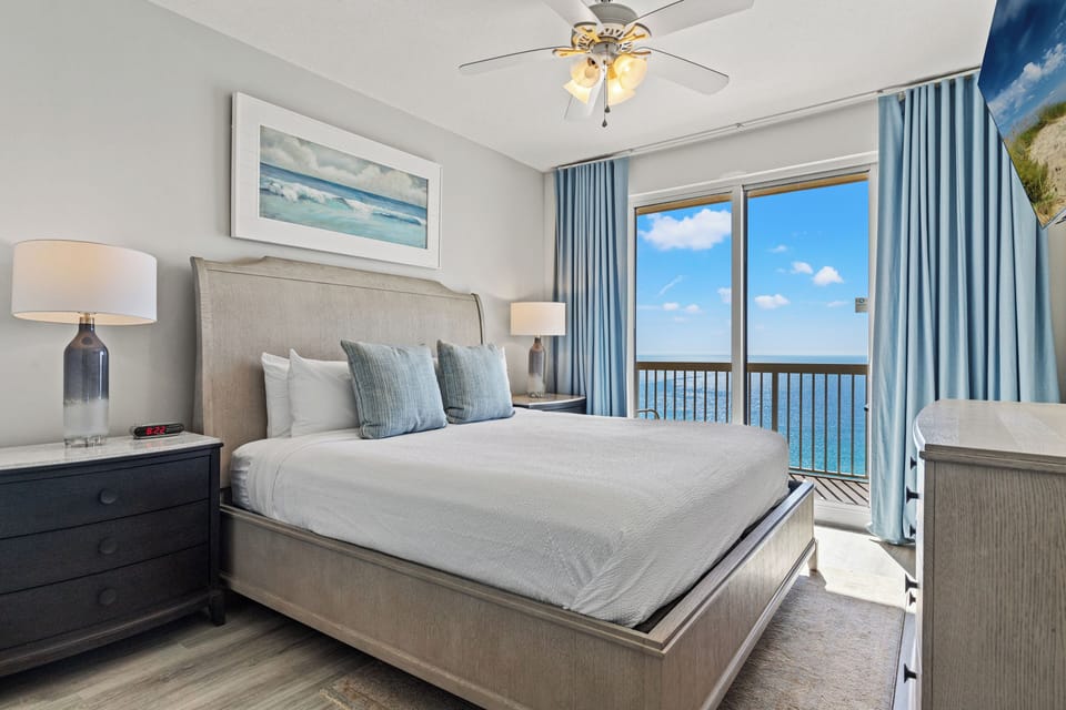 Main Bedroom with Balcony
