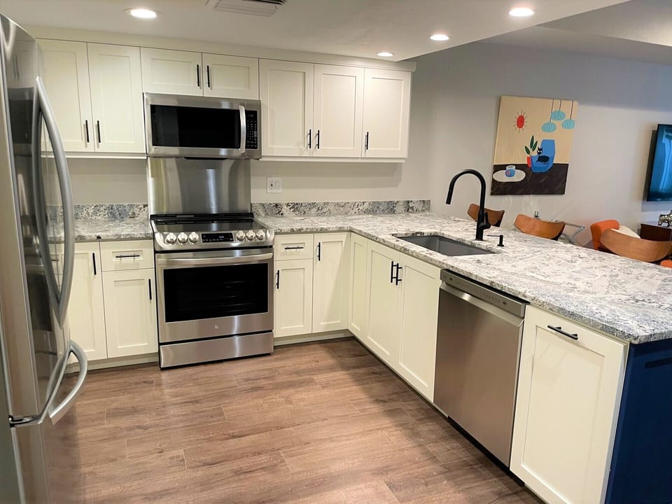 Huge beautiful Kitchen
