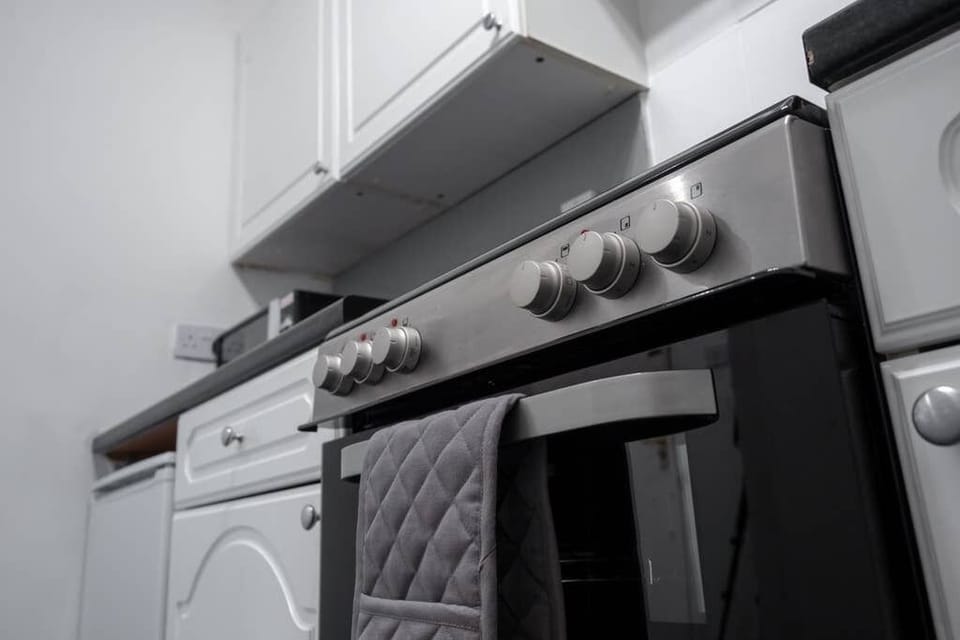 New double oven and hob 