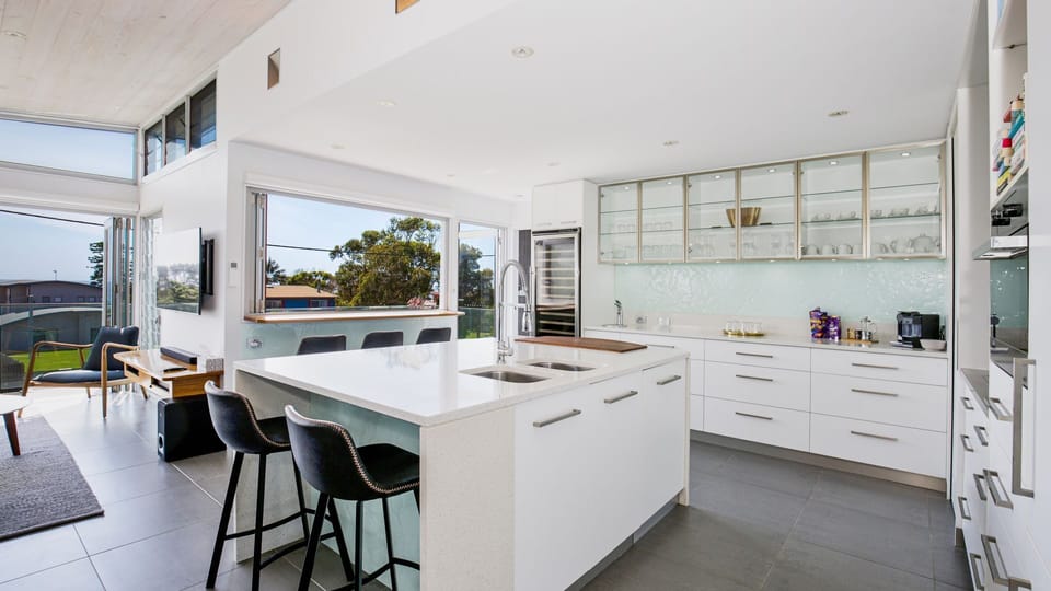Fantastic chef's kitchen for preparing gourmet meals