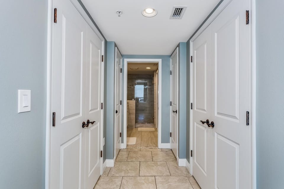 2 Portofino Dr 1909 Pensacola-large-027-016-2 Portofino Dr Unit 190919-1500x1000-72dpi