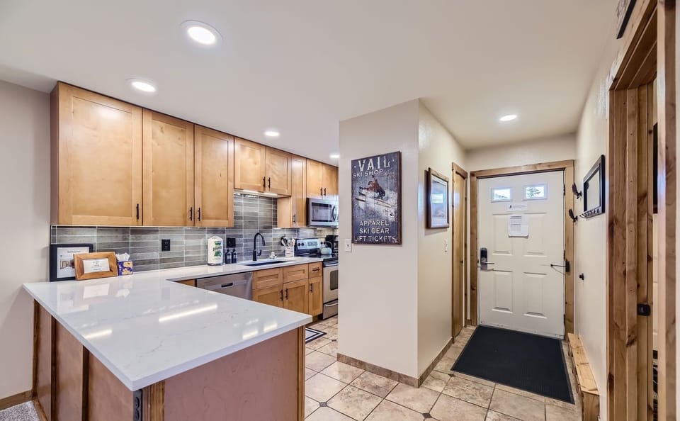 Mountain Modern Touches - Thoughtfully Renovated